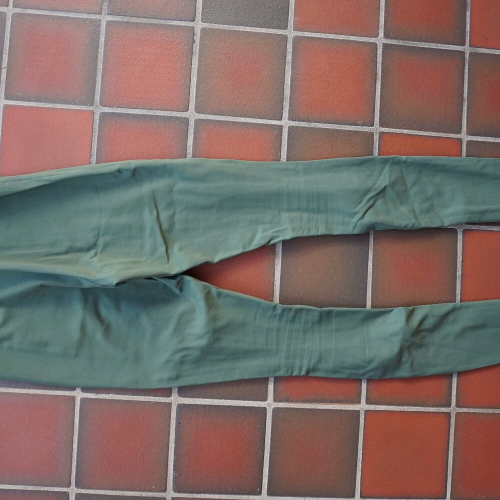Wardrobe.NYC Side Split high-rise leggings - Picture 5 of 7